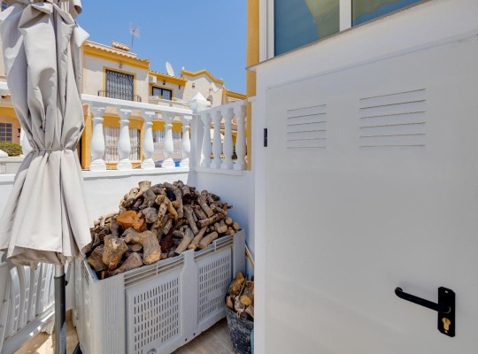 Guardamar del Segura (El Raso, Guardamar), Townhouse #CQ-MY-17926