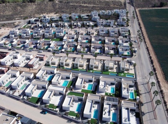 Algorfa (La Finca Golf), Villa #RD-N8485