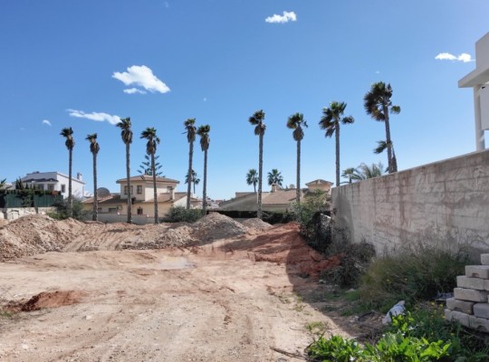 Ciudad Quesada (Town Center), Plot #CQ-402