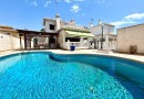 Orihuela Costa (La Zenia), Villa #CQ-UR-49645