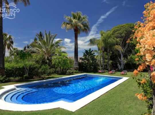 Marbella (Costa del Sol), Villa - Detached #CM-R4076488