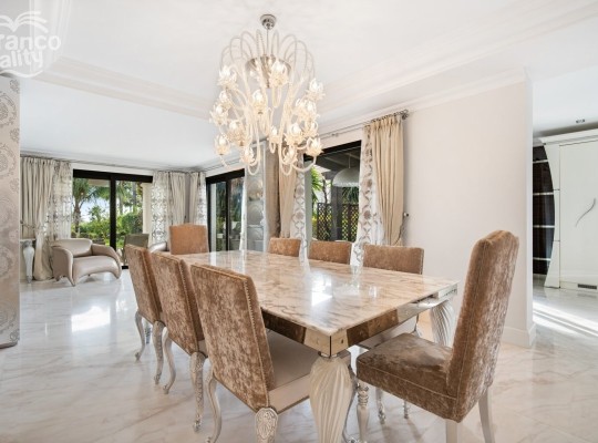 Marbella Golden Mile (Lomas de Magna Marbella), Villa #IM-3689MLV