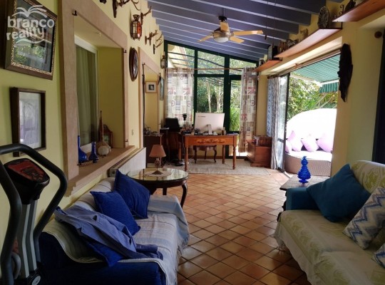 BEAUTIFUL RUSTIC FINCA WITH VACATIONAL LICENSE