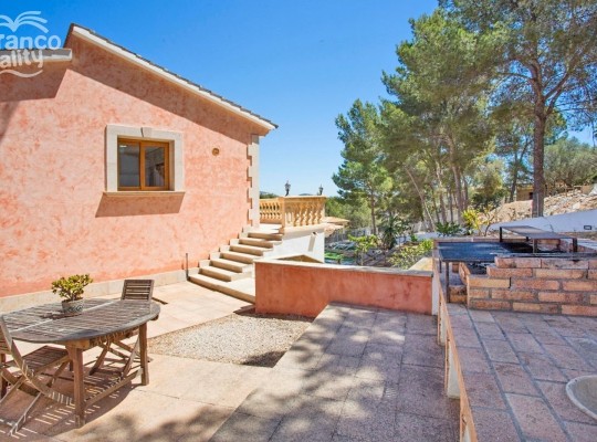 BEAUTIFUL HIGH QUALITY VILLA WITH VACATIONAL LICENSE IN A QUIET AREA IN PALMANOVA