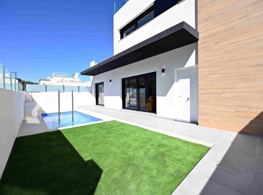 Orihuela Costa (Las Filipinas), Townhouse #CQ-00-82537