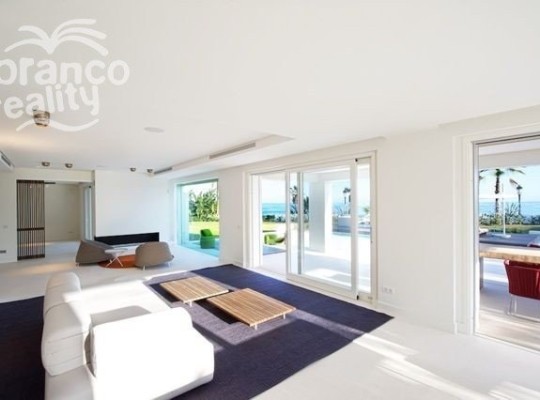 The Golden Mile (Costa del Sol), Villa - Detached #CM-R3658133