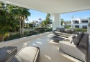 Marbella Golden Mile (Altos de Puente Romano), Villa #IM-3969MLV