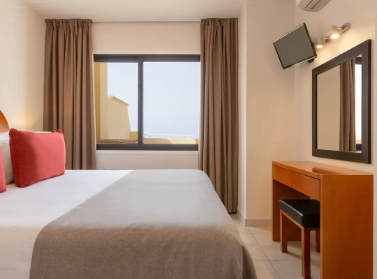 Investiční apartmány v hotelovém komplexu, Costa Adeje