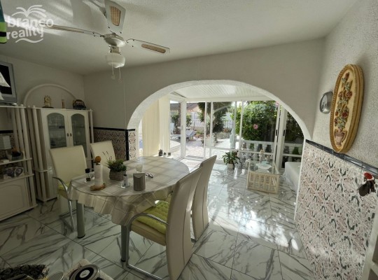 Cabo Roig (La Regia), Villa #CQ-M-56635