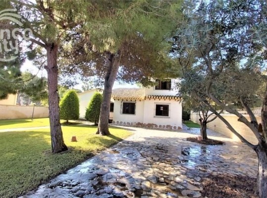 Torrevieja, Villa #CQ-SO-29627