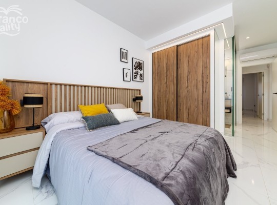 Apartmány se 2 nebo 3 ložnicemi v El Raso.