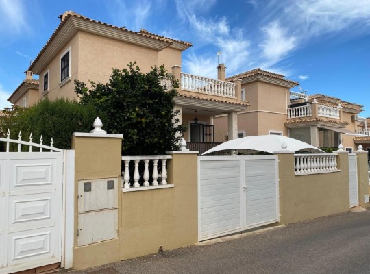 Orihuela Costa (Los Altos), Villa #CQ-MY-70149