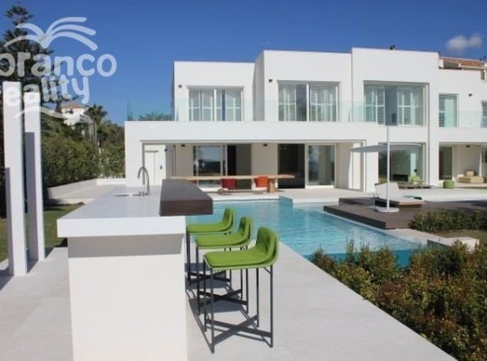 The Golden Mile (Costa del Sol), Villa - Detached #CM-R3658133