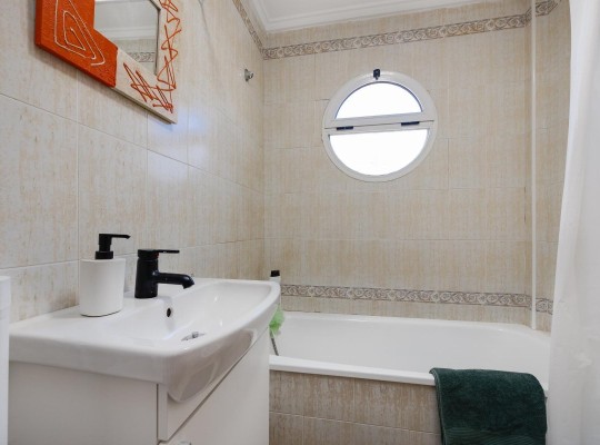 Torrevieja (Pueblo - Centro), Villa #CQ-TS-94930