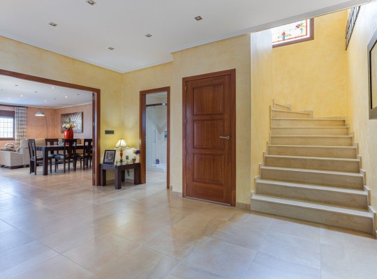 Los Montesinos (La Herrada), Villa #CQ-CB-29533