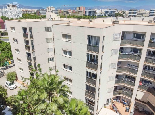 NÁDHERNÝ APARTMÁN V ŽÁDANÉ OBLASTI PORTIXOL