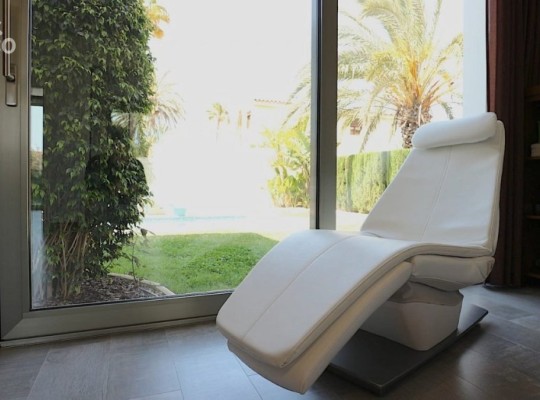 Torrevieja (Los Angeles), Villa #CQ-JM-88808