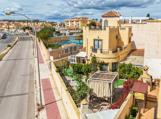 Orihuela Costa (La Zenia- Orihuela costa), Villa #CQ-TS-55839