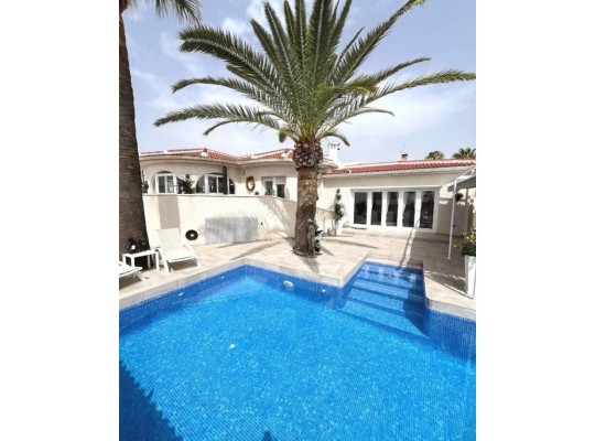 Ciudad Quesada (Town Center), Villa #CQ-127