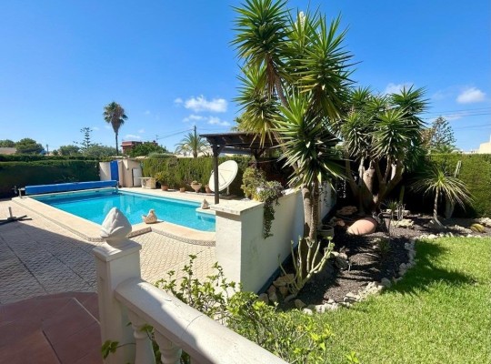 Orihuela Costa (Cabo Roig), Villa #CQ-UR-75497