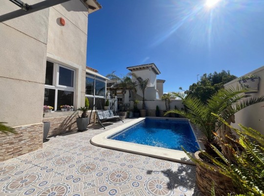 Playa Flamenca (Orihuela Costa), Villa #CQ-M-26709