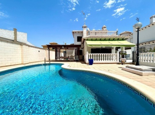 Orihuela Costa (La Zenia), Villa #CQ-UR-49645