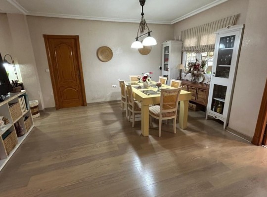 Los Montesinos, Villa #CQ-CB-66250
