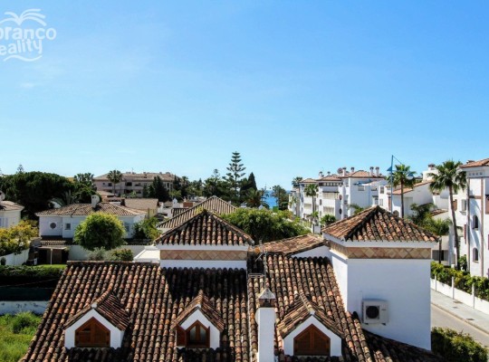 San Pedro de Alcántara (Costa del Sol), Villa - Detached #CM-R3229714