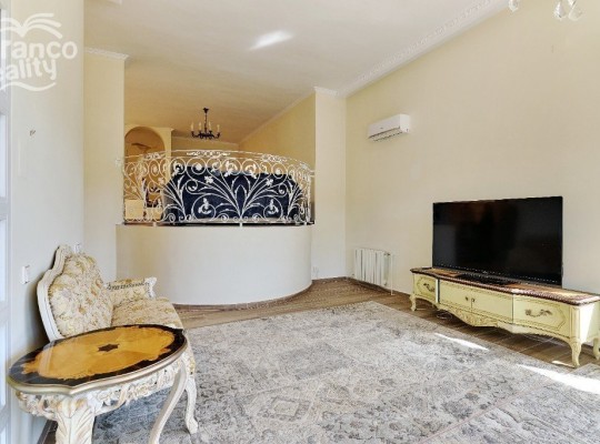 Dehesa de Campoamor, 
Villa   #ES-8238