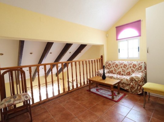 Orihuela Costa (Playa Flamenca), Villa #CQ-JM-69540