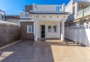 Torrevieja (El chaparral), Villa #CQ-UR-81093