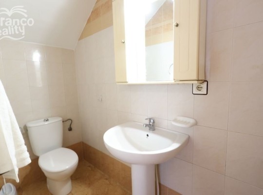 Rohový řadový dům v Altos del Limonar, Torrevieja