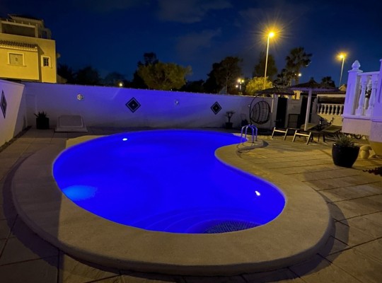 El Raso (El Raso, Guardamar), Villa #CQ-388