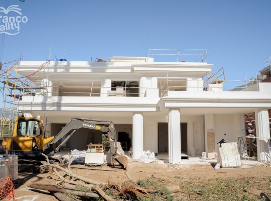 The Golden Mile (Costa del Sol), Villa - Detached #CM-R3812476