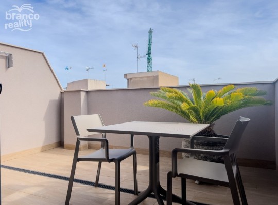 Torrevieja, Apartment - Top Floor Apartment #LE-LE-1044