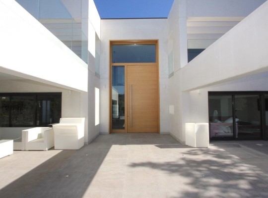 Guadalmina Alta (Costa del Sol), Villa - Detached #CM-R4044397