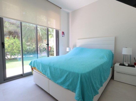 San Miguel de Salinas (Las Colinas Golf), Villa #CQ-JM-12619