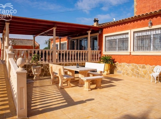 Dolores, Finca #CQ-411