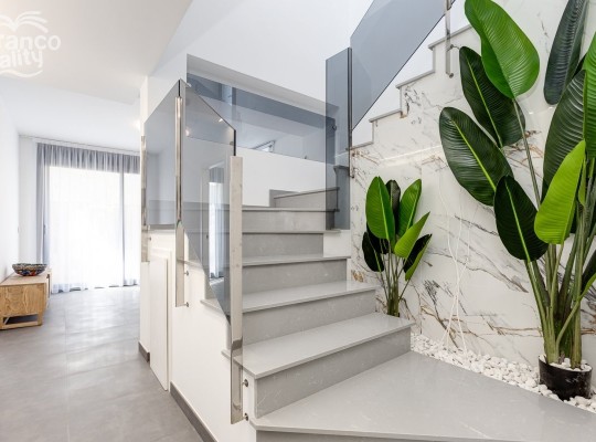 Villa 150m from La Mata beach