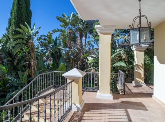 Benahavís (Costa del Sol), Villa - Detached #CM-R4115743