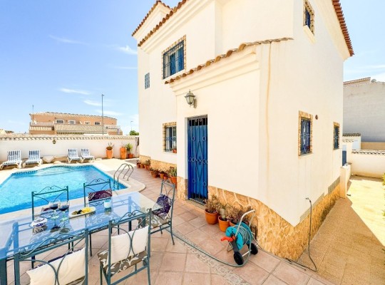 Punta Prima, Villa #CQ-OC-61215