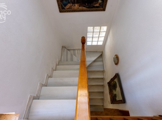 Los Altos, 
Villa   #ES-10129