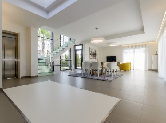 Orihuela Costa (Campoamor), Villa #RD-N5909