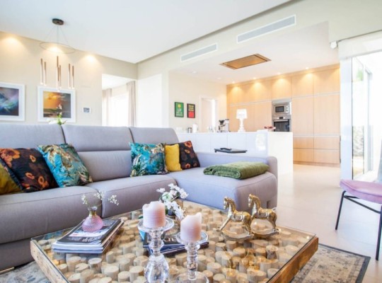 Las Colinas (Las Colinas Golf), Villa #CQ-BV-52313
