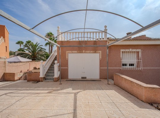 Villa Ciudad Quesada #CQ-222