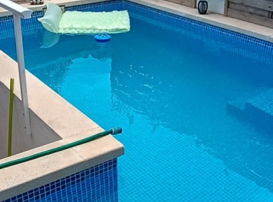 Řadový dům s bazénem v La Nucii, Costa Blanca Sever