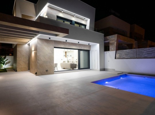 San Miguel de Salinas (Blue Lagoon), Villa #CQ-00-74331