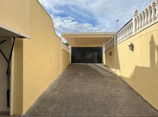 El Raso (El Raso, Guardamar), Villa #CQ-388