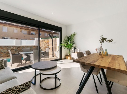 San Pedro del Pinatar (Polideportivo), Villa #RD-N9213