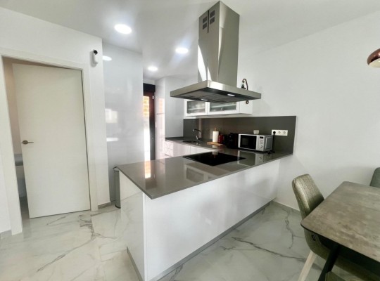 Torrevieja (La Siesta - El Salado - Torreta), Villa #CQ-PJ-37662